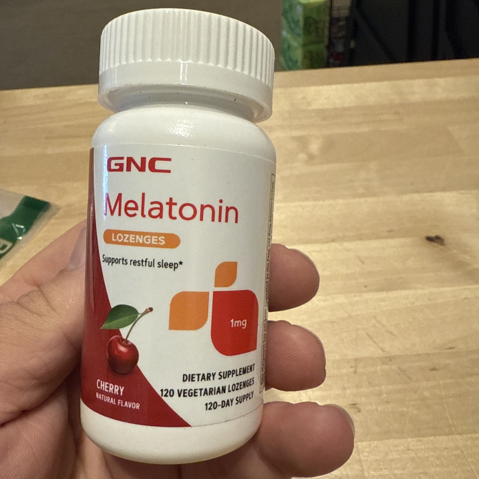 GNC Melatonin Lozenges 1 Mg Cherry 120 Ct- Exp. 08/2026