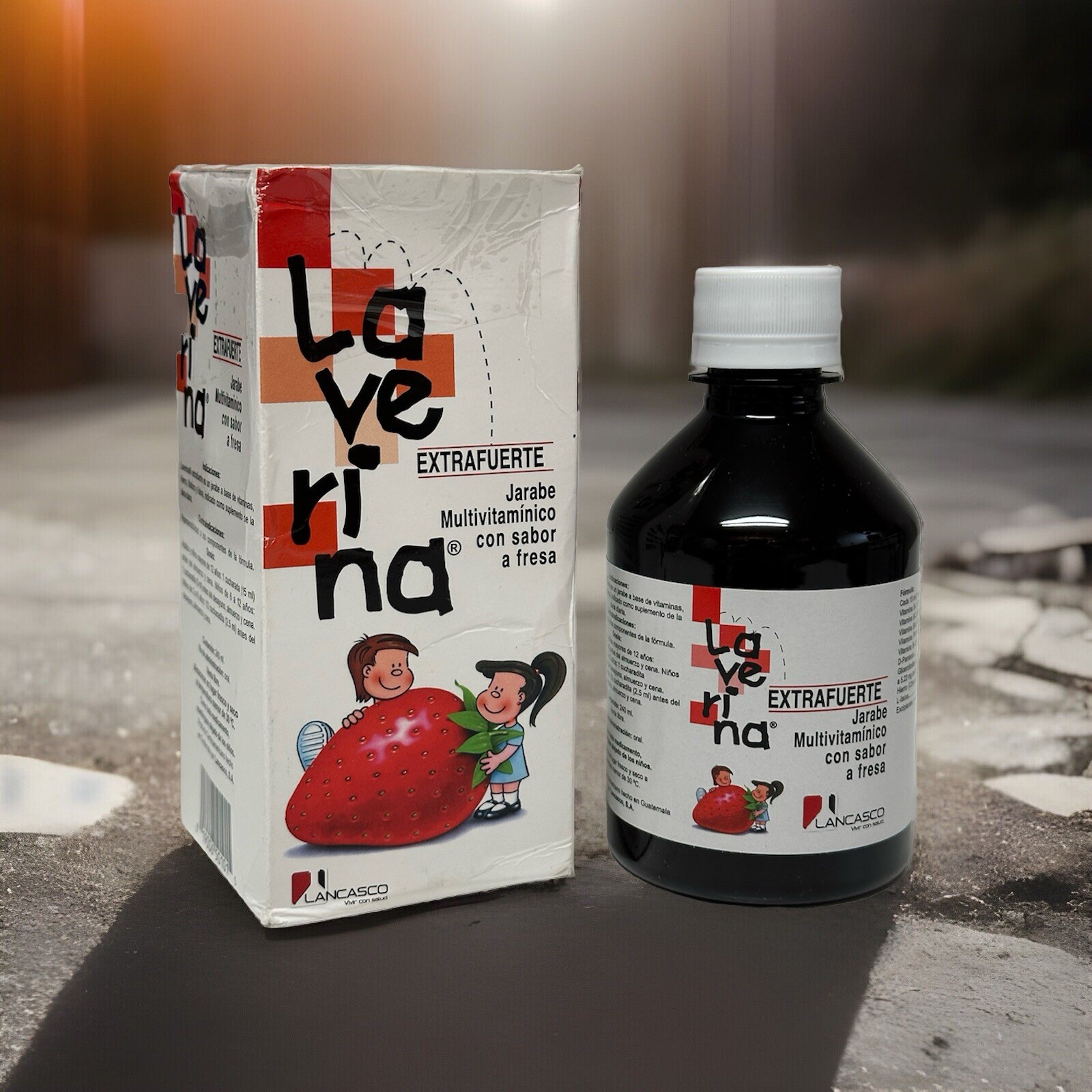 LAVERINA EXTRA STRONG MULTIVITAMIN B1,B2,B12,IRON, SYRUP SAVOR STRAWBERRY 240ml