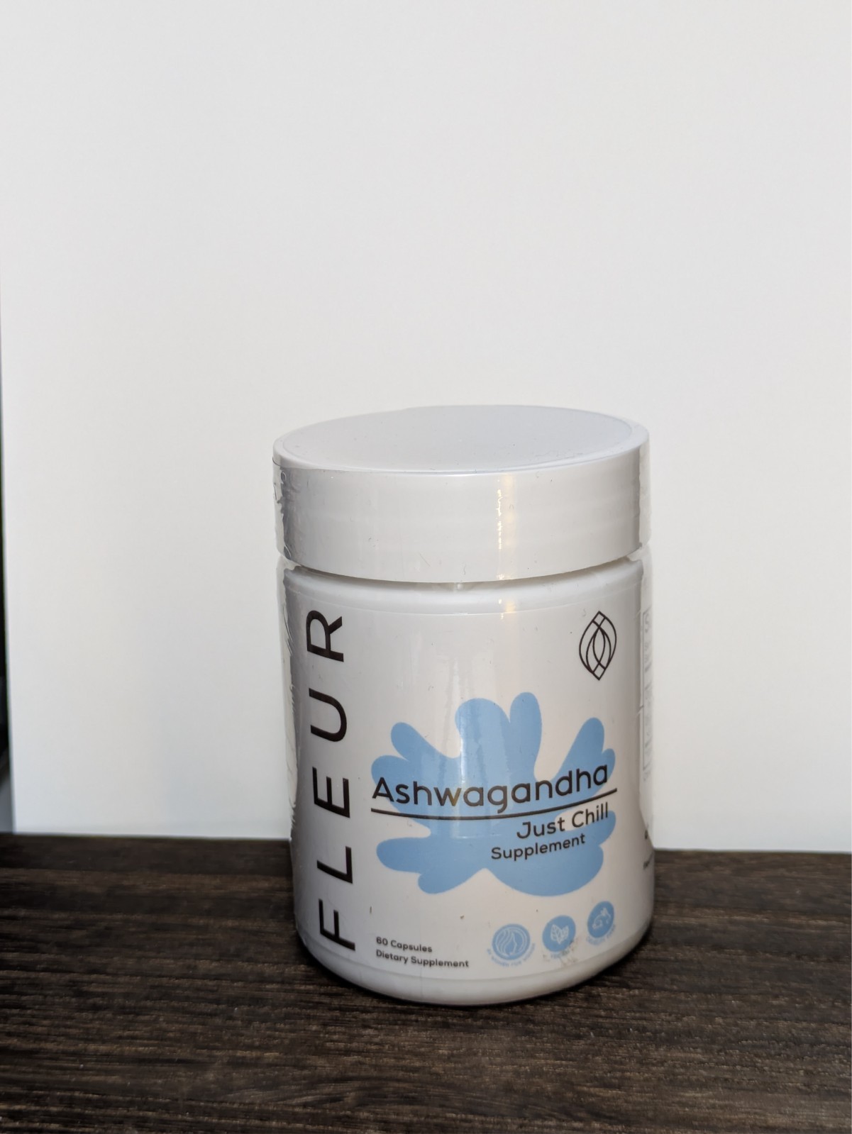 FLEUR Organic Ashwagandha Capsules exp 07/27