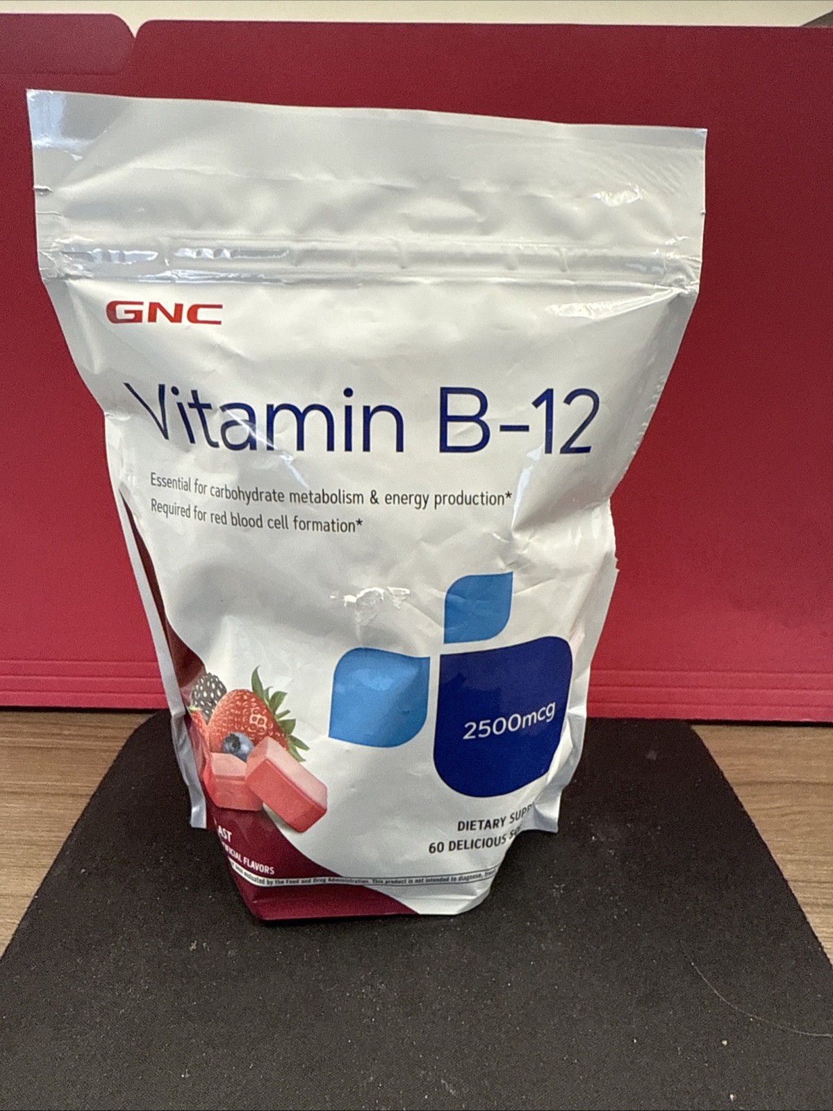 GNC Vitamin B-12 2500 mcg – Berry Blast – 60 Soft Chews (60 Servings)