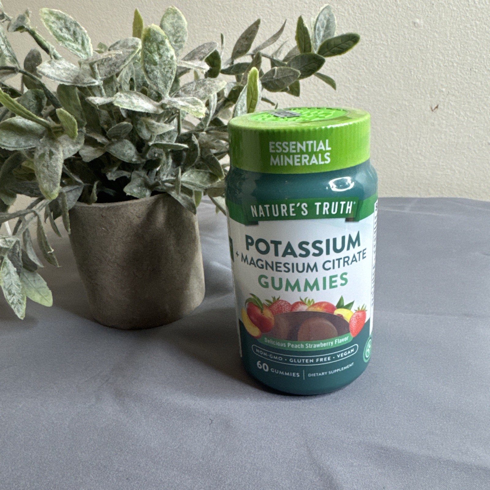 Gummies Potassium Magnesium Citrate Peach Strawberry Flavor 60 Count Exp 7/26