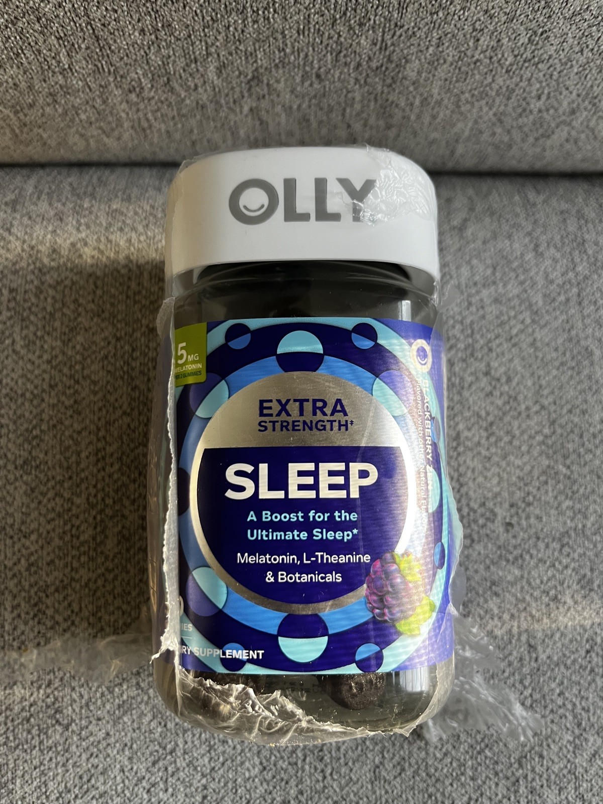 OLLY Extra Strength Sleep Gummies 90 Count Melatonin L Theanine Blackberry Mint