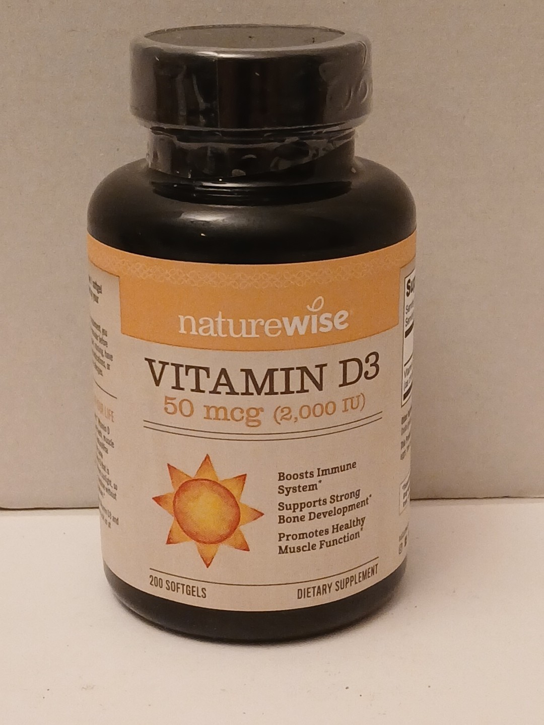 NatureWise Vitamin D3 2000iu (50 mcg) Healthy Muscle and Immunity 200 Softgels