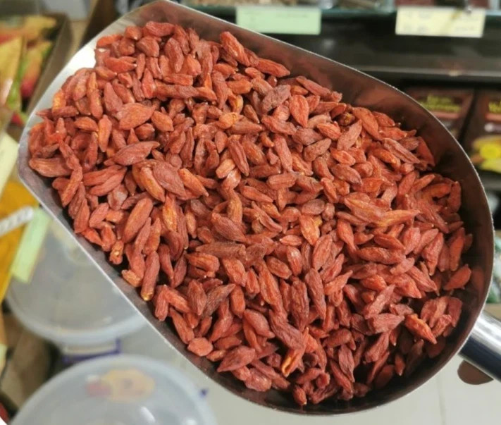 Dried Berberine Herbs Naturally Sourced Wellness عشبة البربرين اعشاب